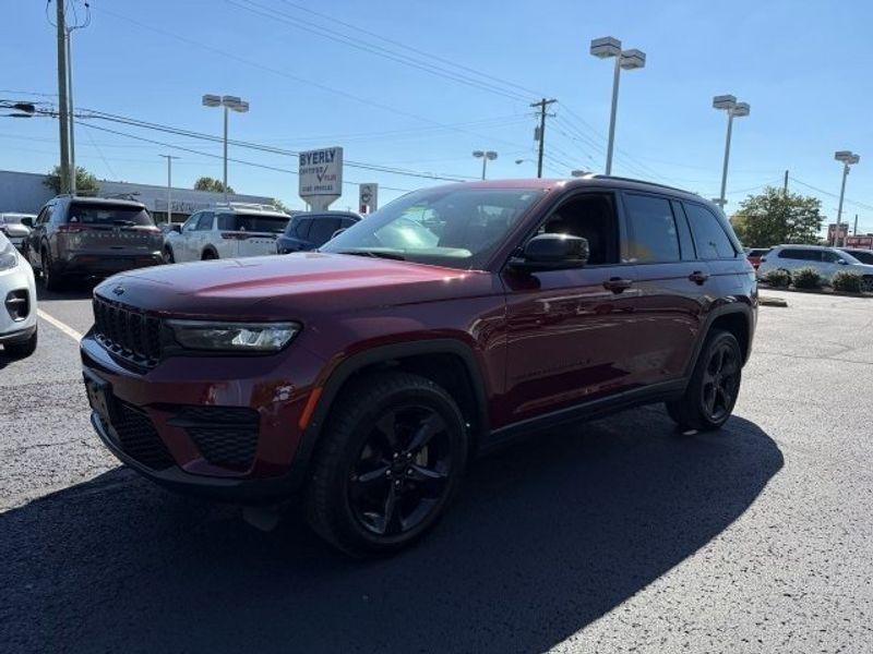 used 2023 Jeep Grand Cherokee car, priced at $26,995