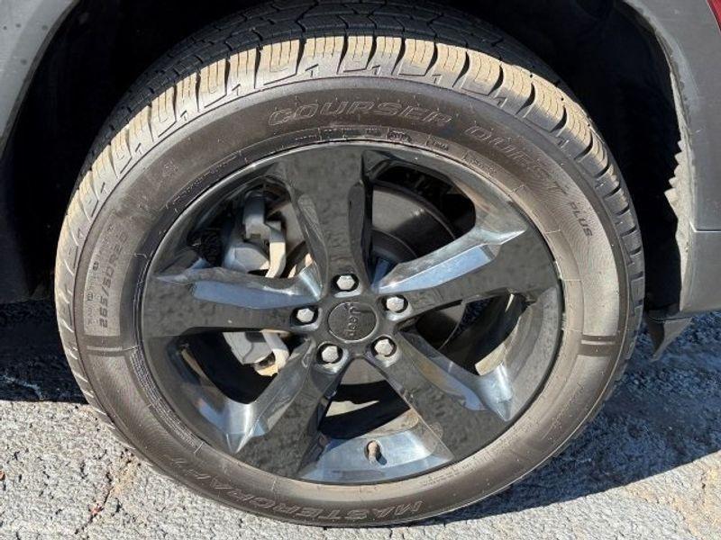 used 2023 Jeep Grand Cherokee car, priced at $26,995