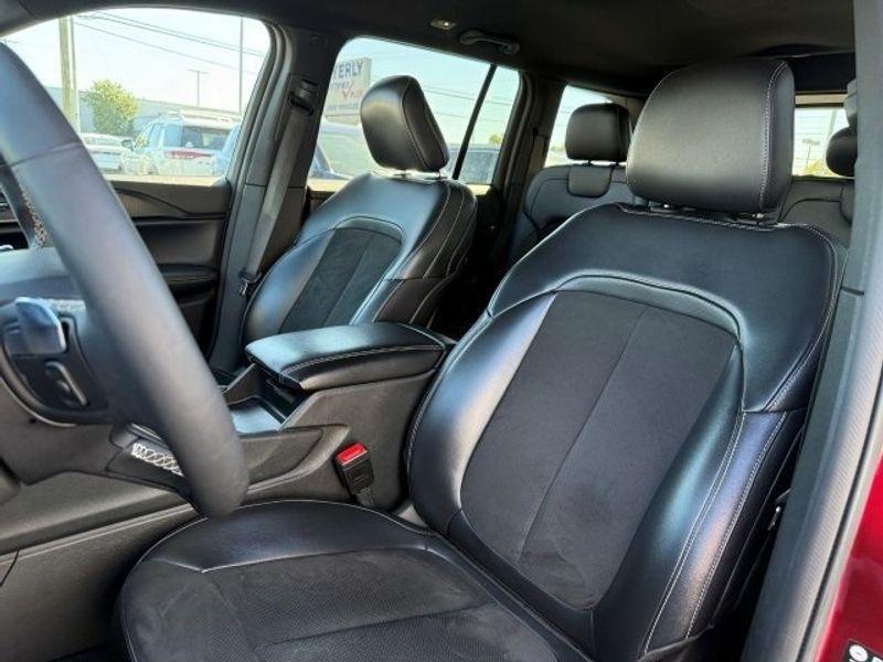 used 2023 Jeep Grand Cherokee car, priced at $26,995