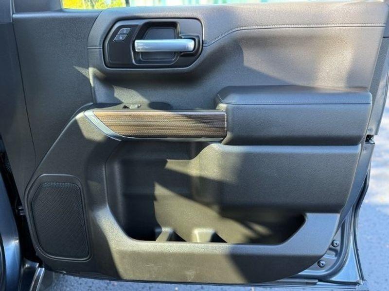 used 2022 Chevrolet Silverado 1500 car, priced at $30,995