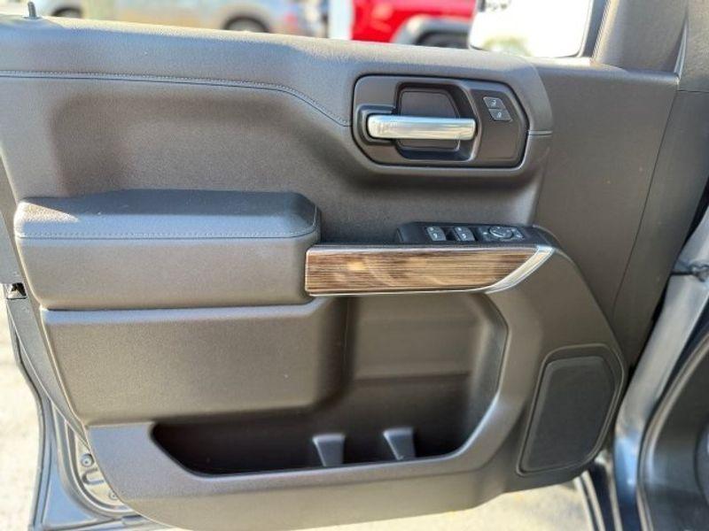used 2022 Chevrolet Silverado 1500 car, priced at $30,995