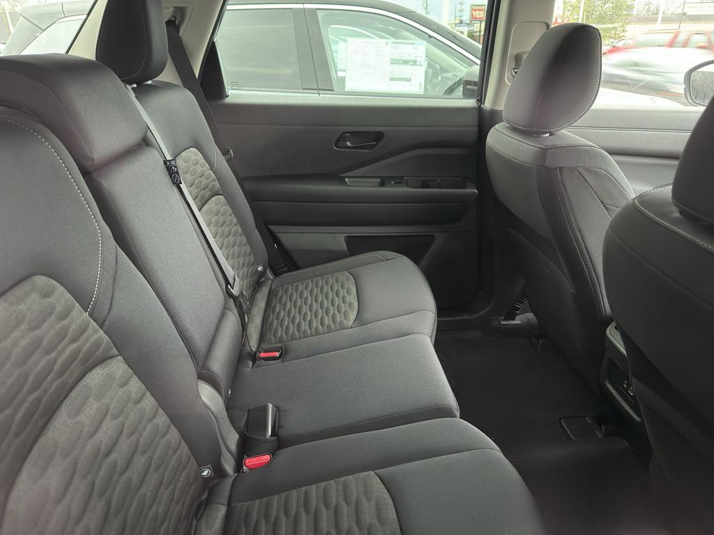 new 2025 Nissan Pathfinder car