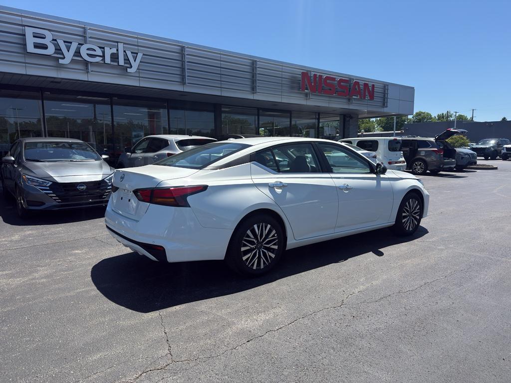used 2025 Nissan Altima car, priced at $23,995