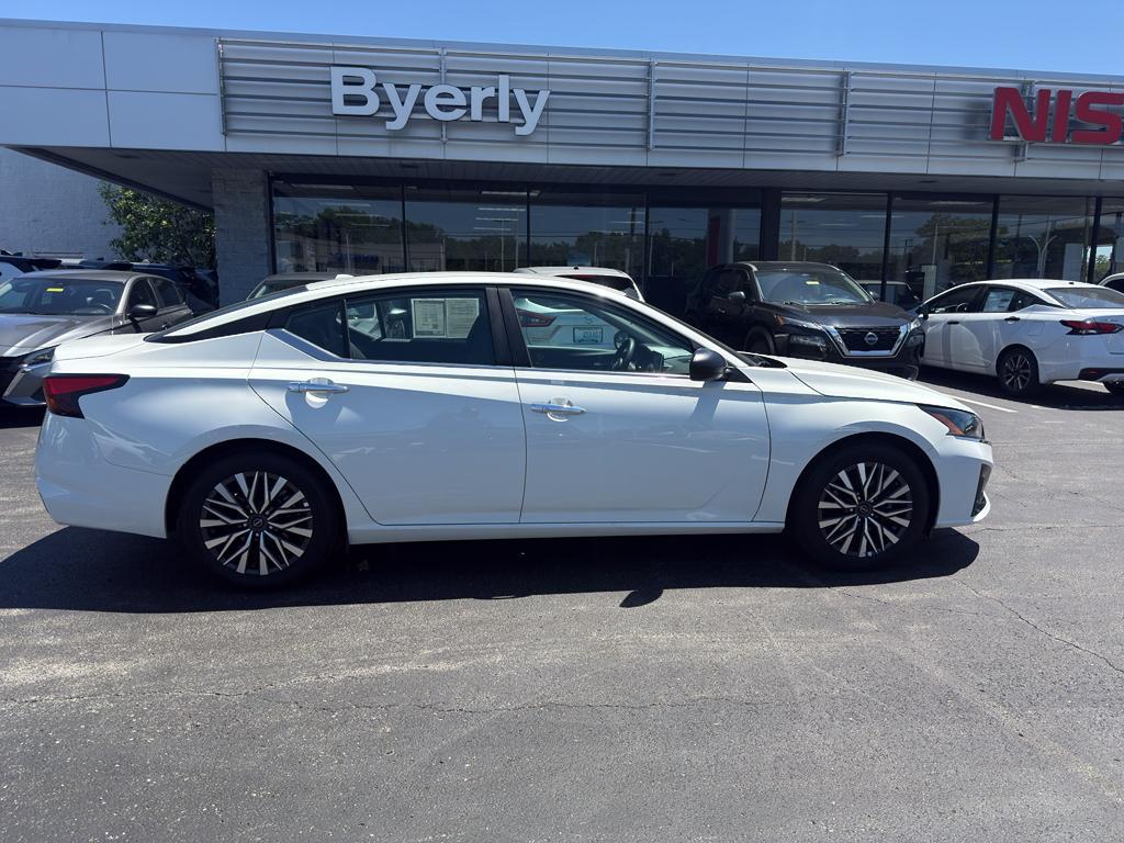used 2025 Nissan Altima car, priced at $23,995