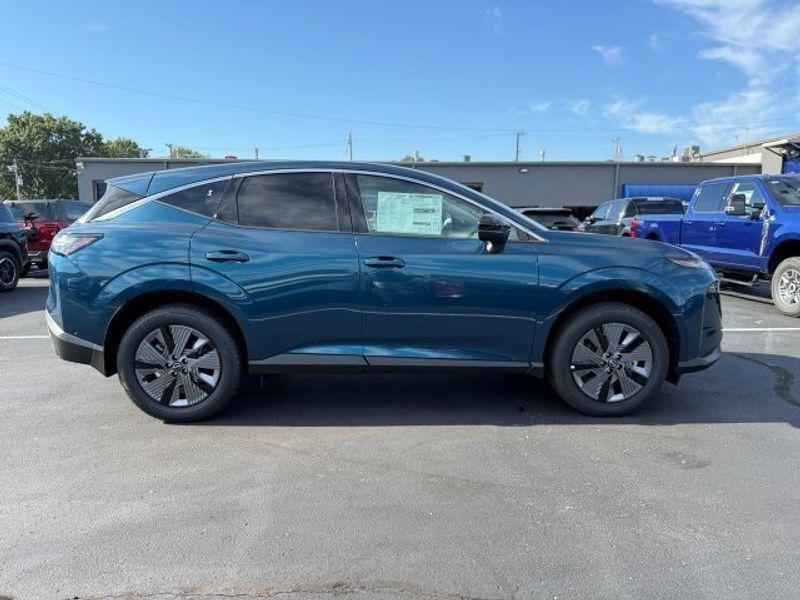 new 2025 Nissan Murano car, priced at $45,950