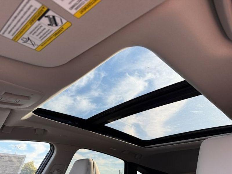 new 2025 Nissan Murano car, priced at $45,950