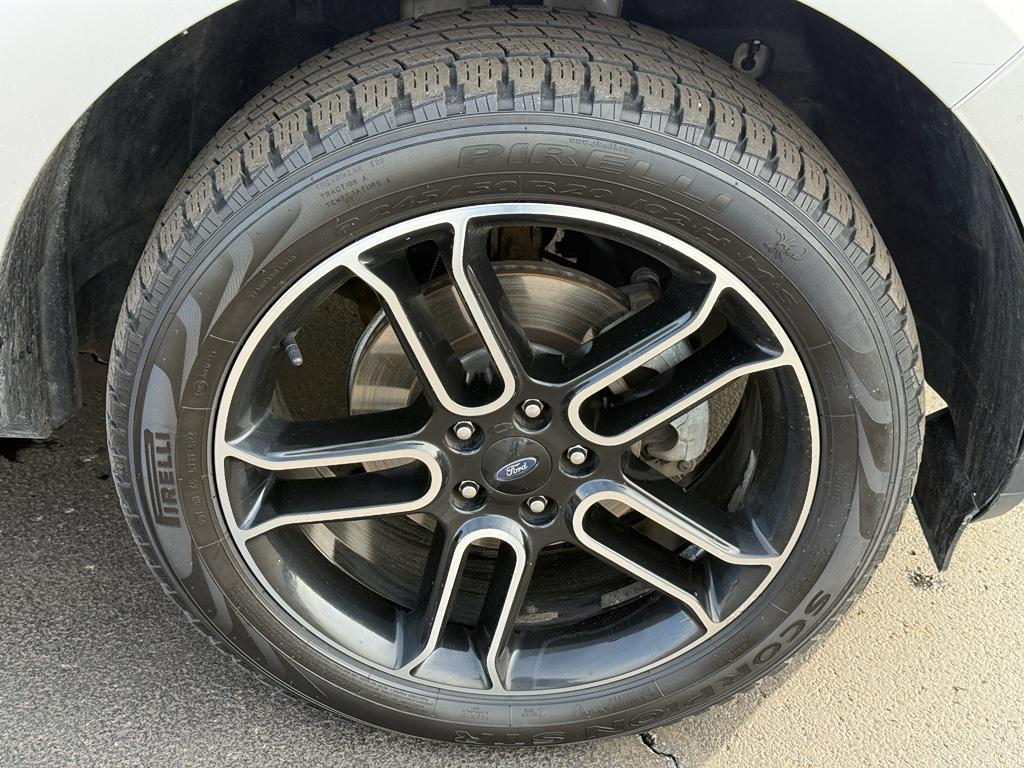 used 2014 Ford Edge car, priced at $11,995