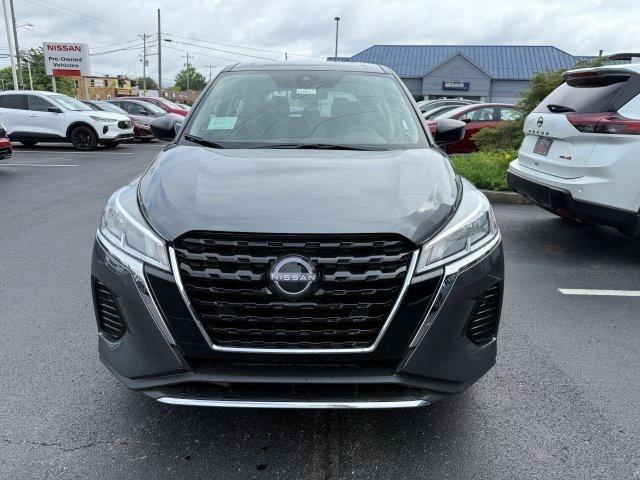 new 2025 Nissan Kicks car, priced at $21,679