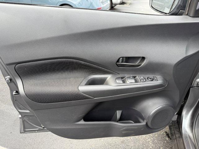 new 2025 Nissan Kicks car, priced at $21,679