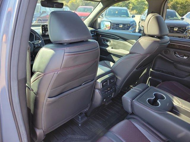 used 2025 Honda Pilot car, priced at $46,988