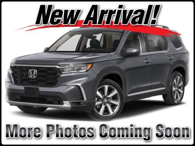 used 2025 Honda Pilot car, priced at $46,949