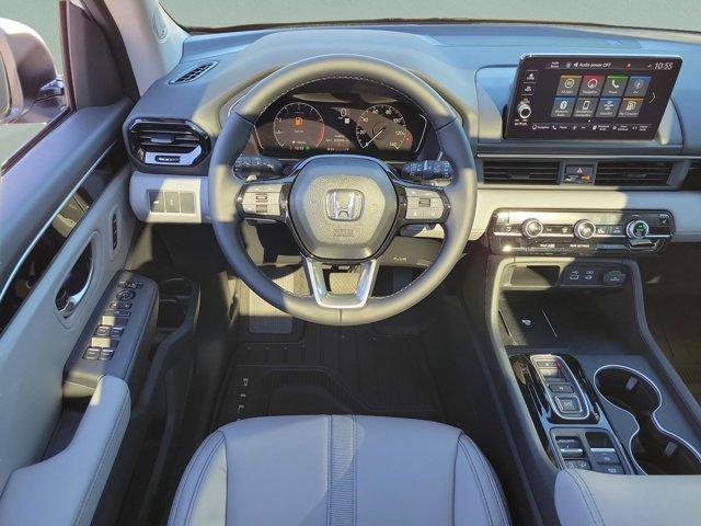 new 2025 Honda Pilot car, priced at $47,703