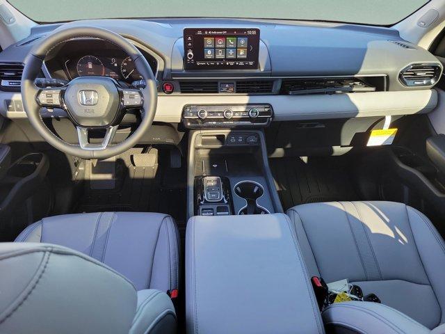 new 2025 Honda Pilot car, priced at $47,703