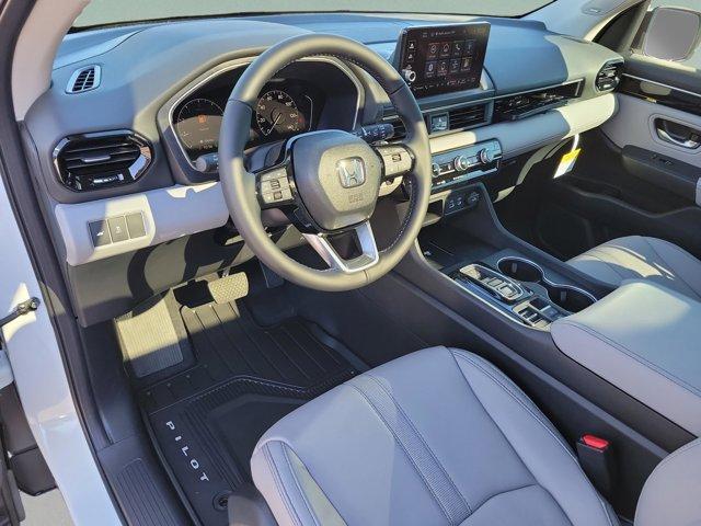new 2025 Honda Pilot car, priced at $47,703