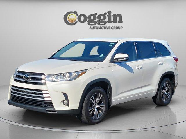 used 2017 Toyota Highlander car, priced at $19,877