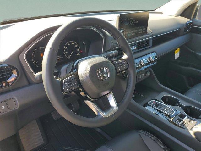 new 2025 Honda Pilot car, priced at $44,695