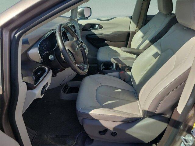 used 2017 Chrysler Pacifica car, priced at $11,999