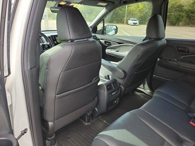 used 2023 Honda Passport car, priced at $32,000