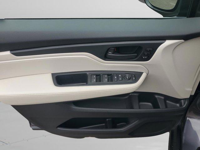 new 2026 Honda Odyssey car, priced at $41,637