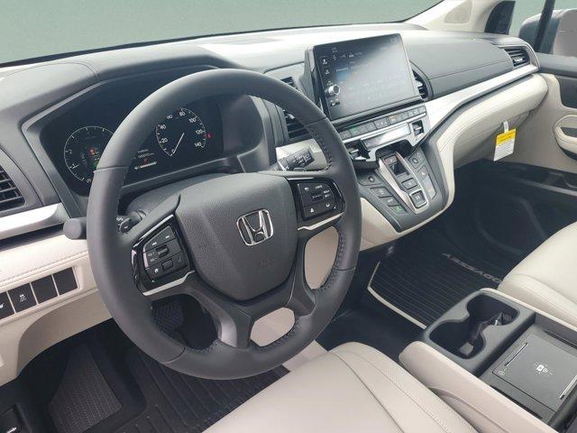 new 2026 Honda Odyssey car, priced at $41,637