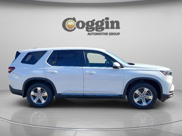 new 2025 Honda Pilot car, priced at $42,725
