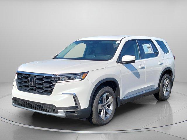 new 2025 Honda Pilot car, priced at $42,725