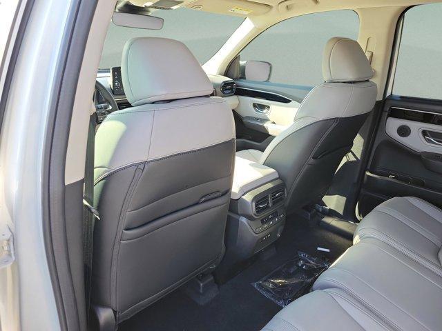 new 2025 Honda Pilot car, priced at $42,725