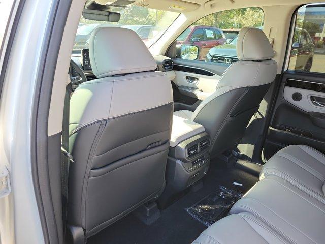 new 2025 Honda Pilot car, priced at $42,725