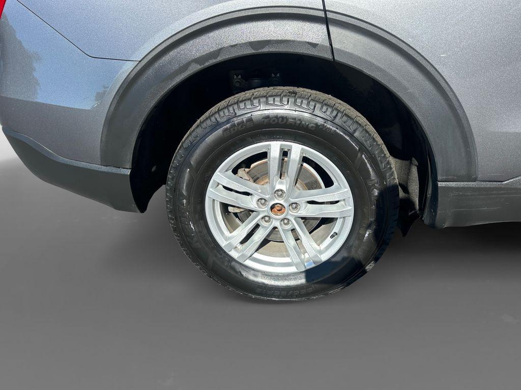 used 2023 Ford Explorer car, priced at $32,995