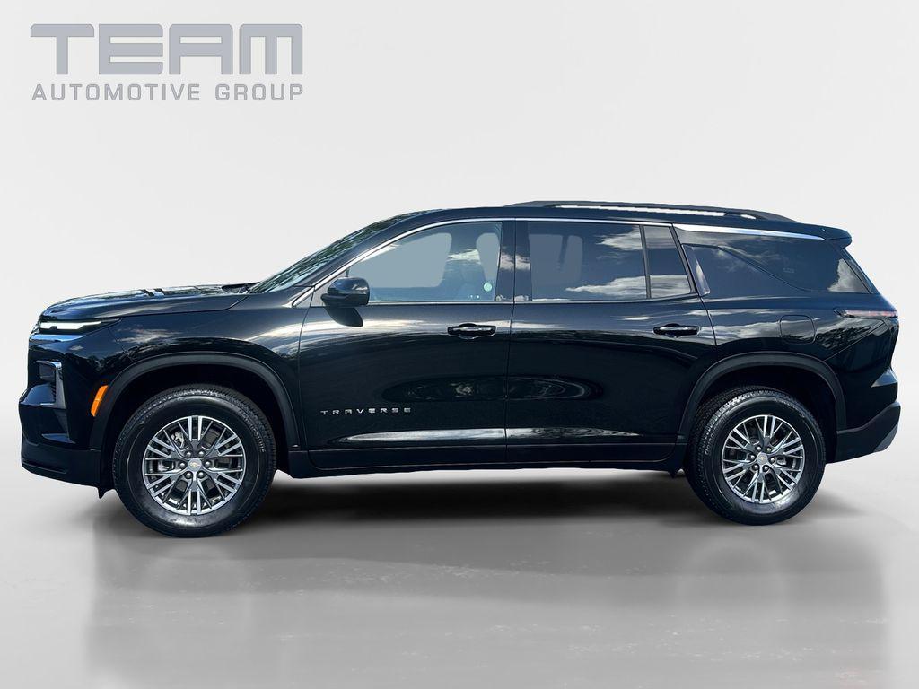 used 2025 Chevrolet Traverse car, priced at $36,399