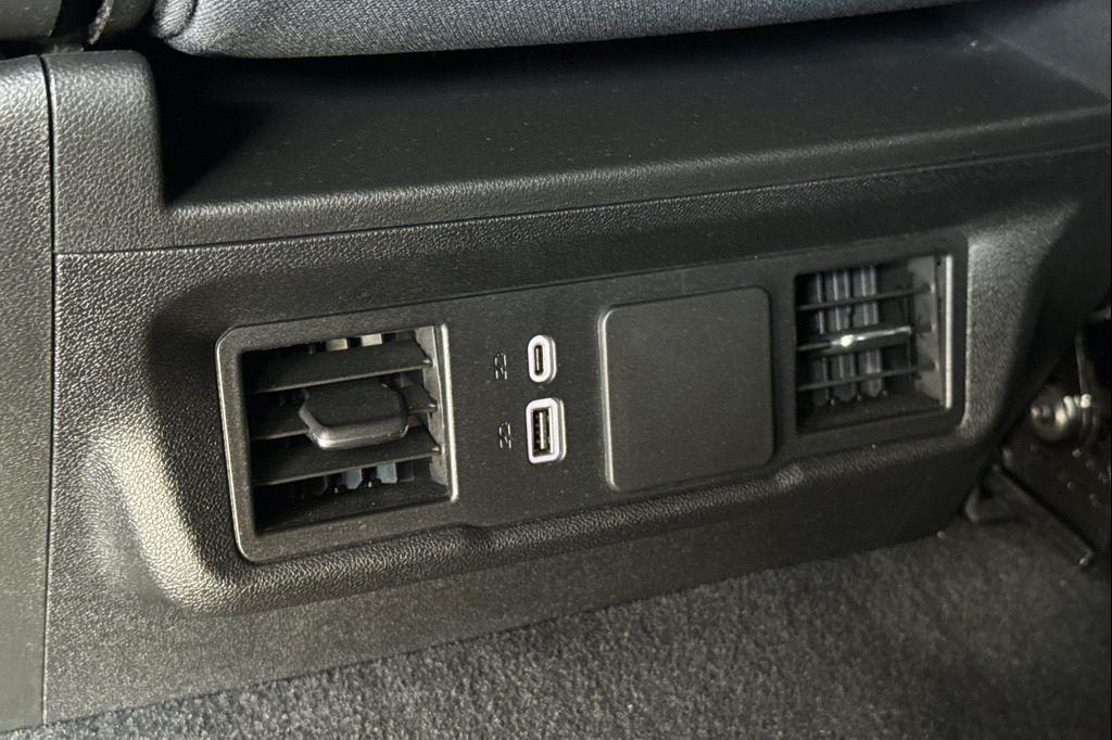 used 2024 Chevrolet Silverado 1500 car, priced at $29,990