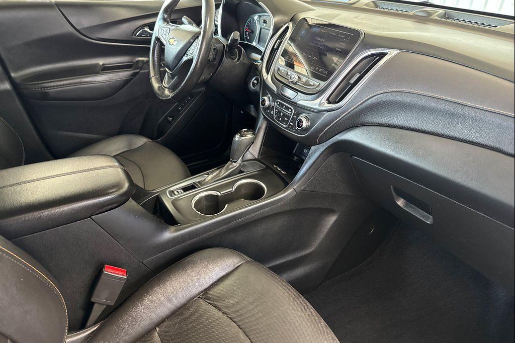 used 2021 Chevrolet Equinox car, priced at $17,990