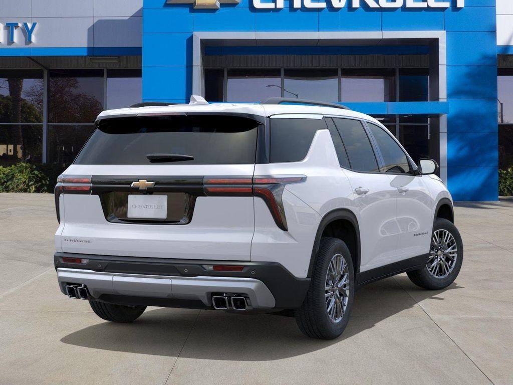 new 2026 Chevrolet Traverse car, priced at $45,105