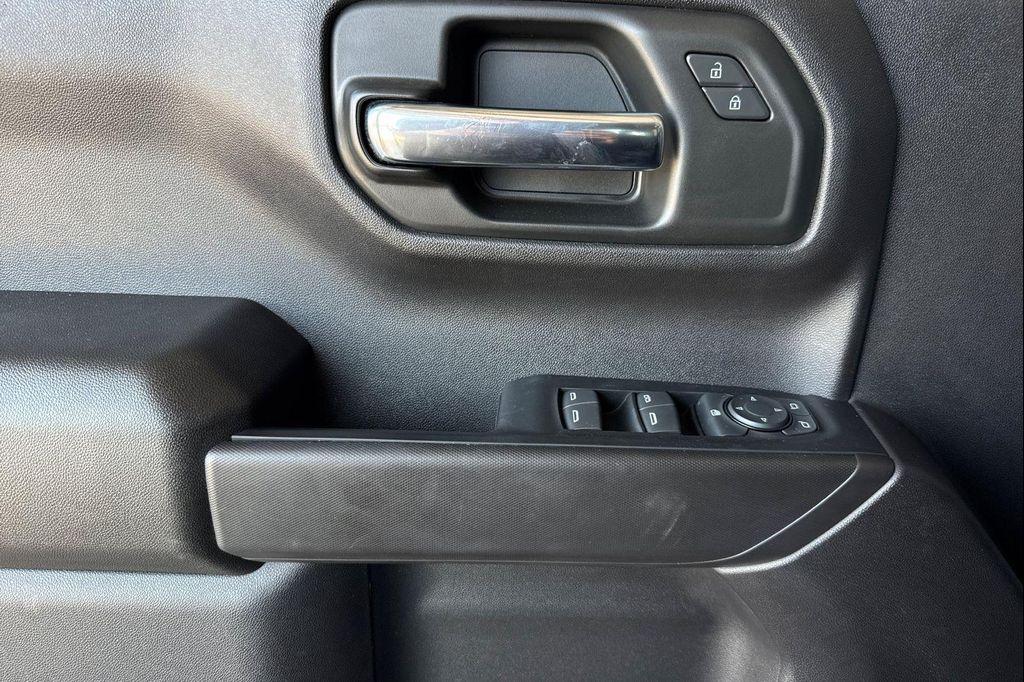 used 2024 Chevrolet Silverado 1500 car, priced at $31,575
