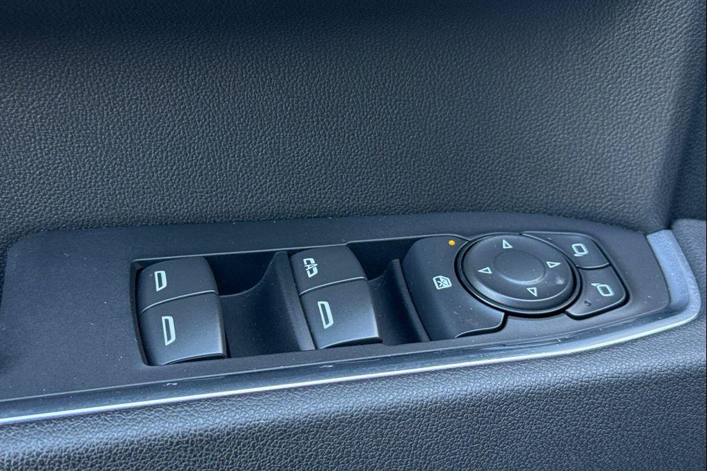 used 2025 Chevrolet Silverado 1500 car, priced at $52,990