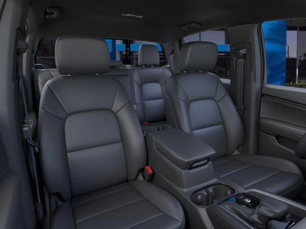 new 2025 Chevrolet Colorado car, priced at $33,065