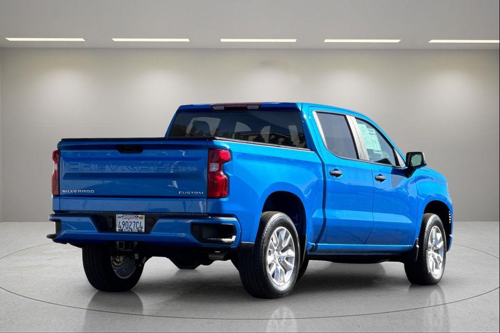 used 2025 Chevrolet Silverado 1500 car, priced at $30,990