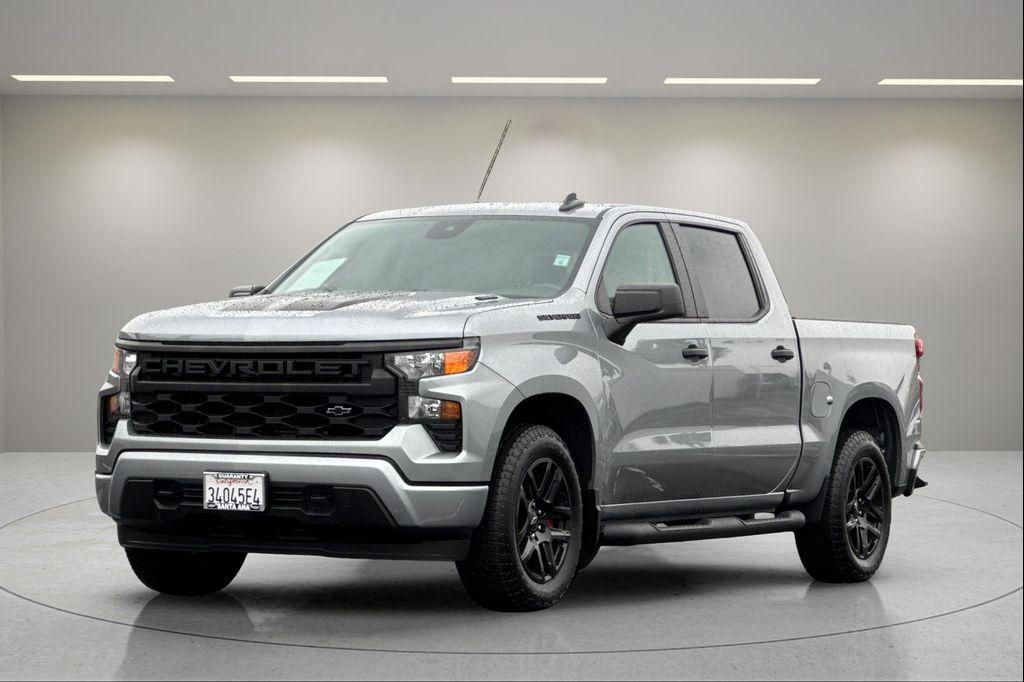 used 2025 Chevrolet Silverado 1500 car, priced at $37,990
