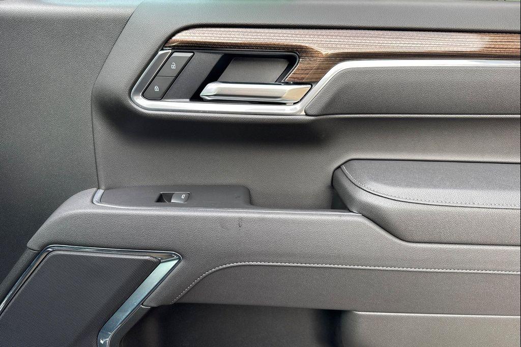 used 2025 Chevrolet Silverado 1500 car, priced at $40,990