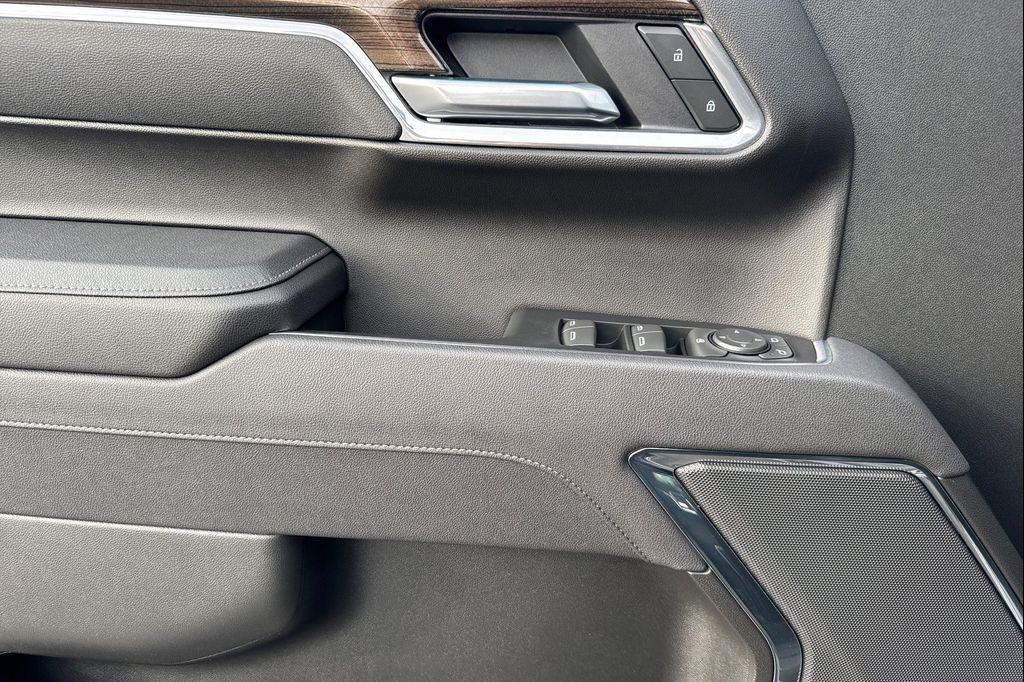 used 2025 Chevrolet Silverado 1500 car, priced at $40,990