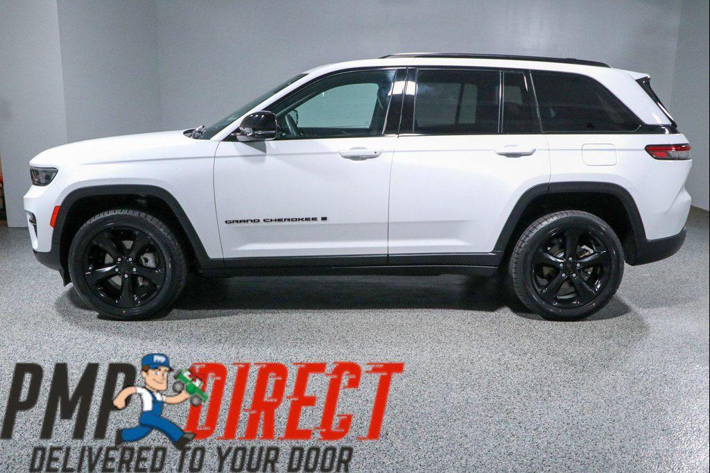 used 2024 Jeep Grand Cherokee car, priced at $30,995