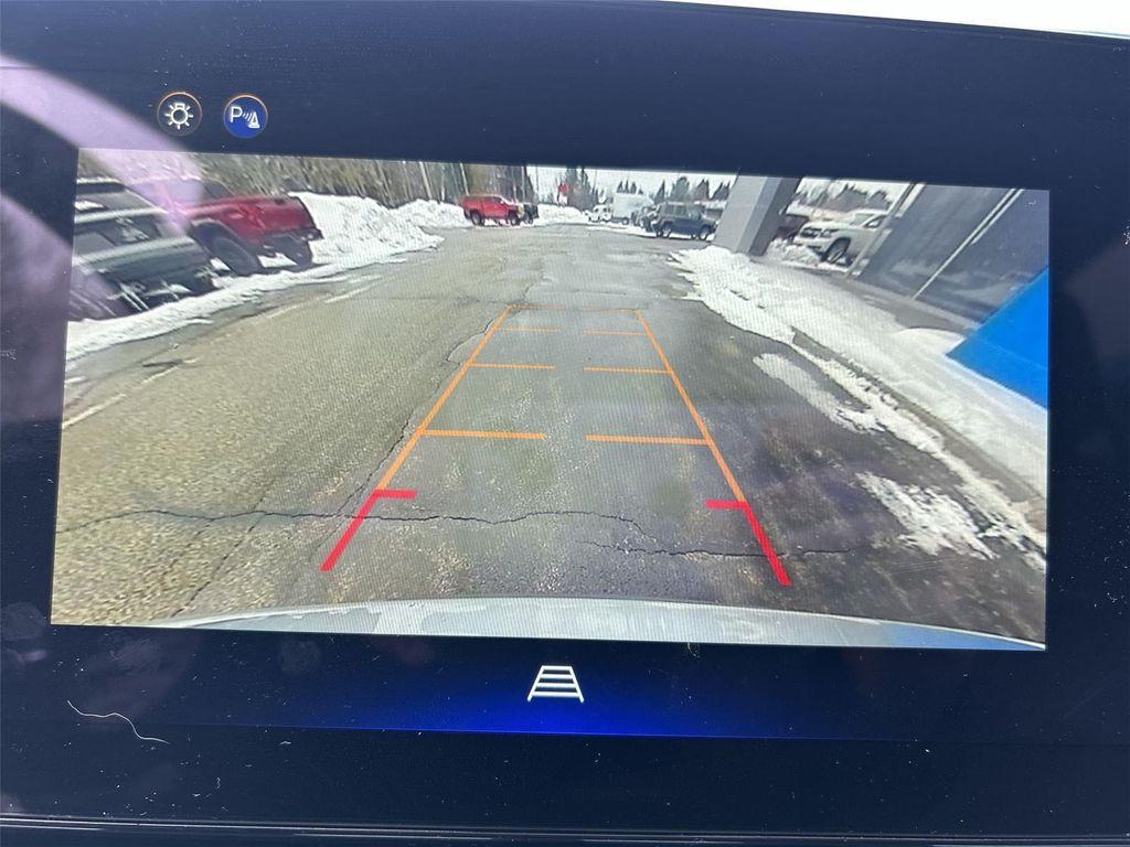 used 2025 Chevrolet Equinox car, priced at $27,000