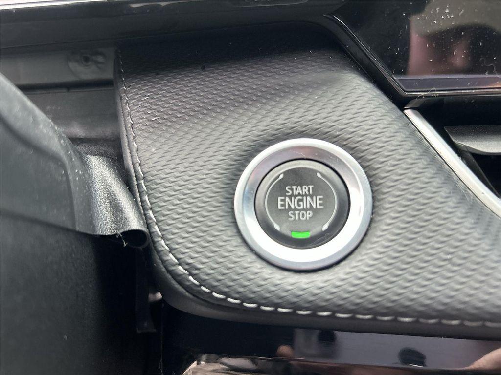 used 2025 Chevrolet Equinox car, priced at $27,000