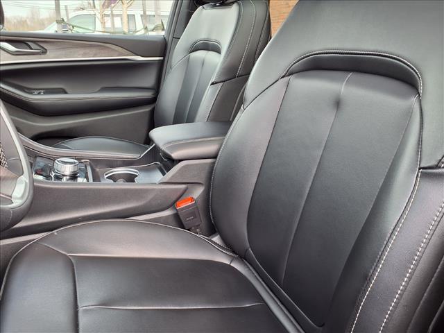 used 2025 Jeep Grand Cherokee L car, priced at $44,015