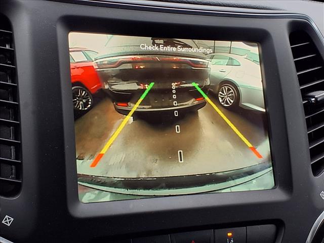 used 2023 Jeep Cherokee car, priced at $24,999