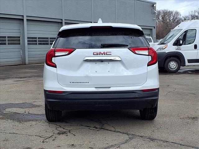 used 2024 GMC Terrain car, priced at $21,367
