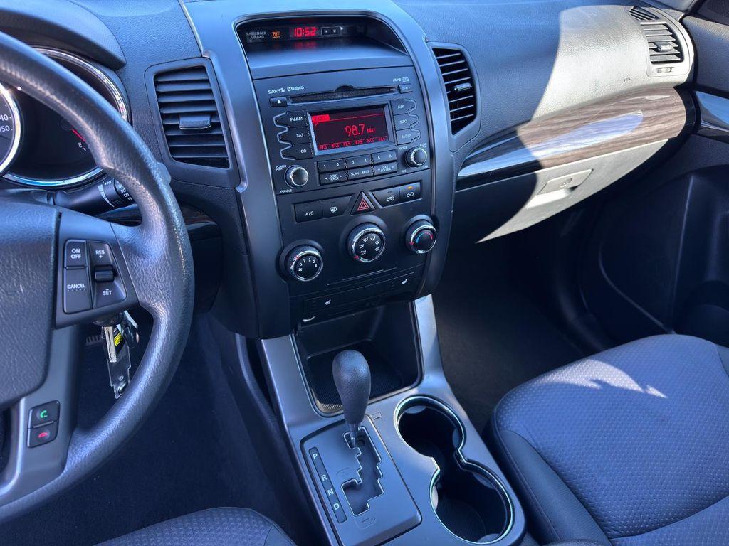 used 2012 Kia Sorento car, priced at $5,895