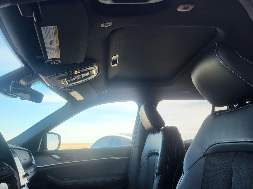 new 2026 Jeep Grand Cherokee car, priced at $45,898