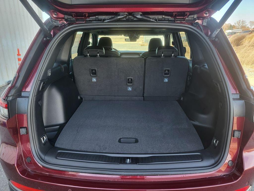 new 2026 Jeep Grand Cherokee car, priced at $45,898