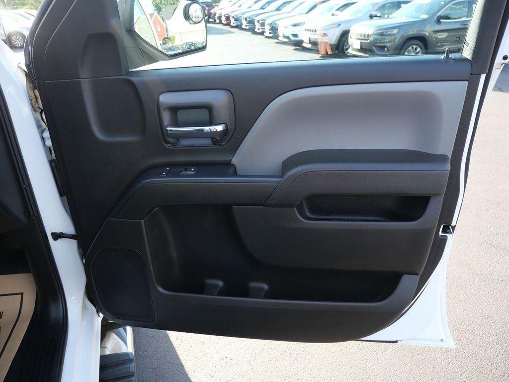 used 2018 GMC Sierra 1500 car, priced at $22,995